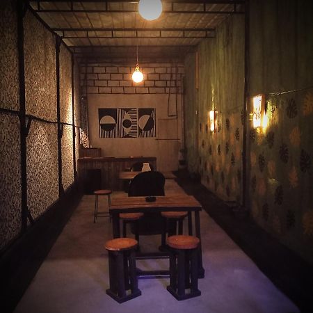 Yak City Apartments 캔디 외부 사진